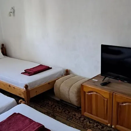 за гости 